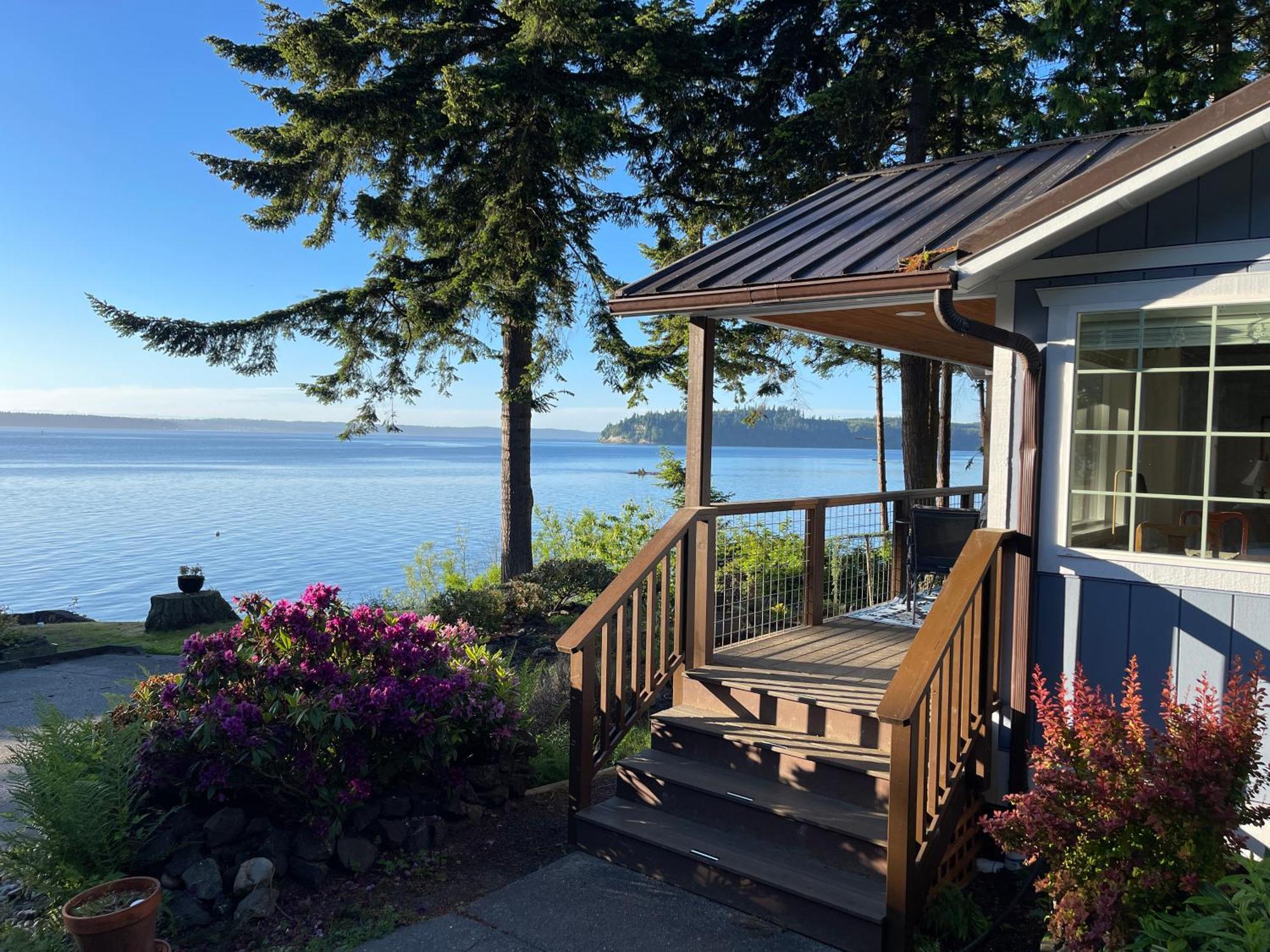 Puget Sound Chic Romantic Cottage With Private Beach Access & Gated Entry Port Ludlow Dış mekan fotoğraf