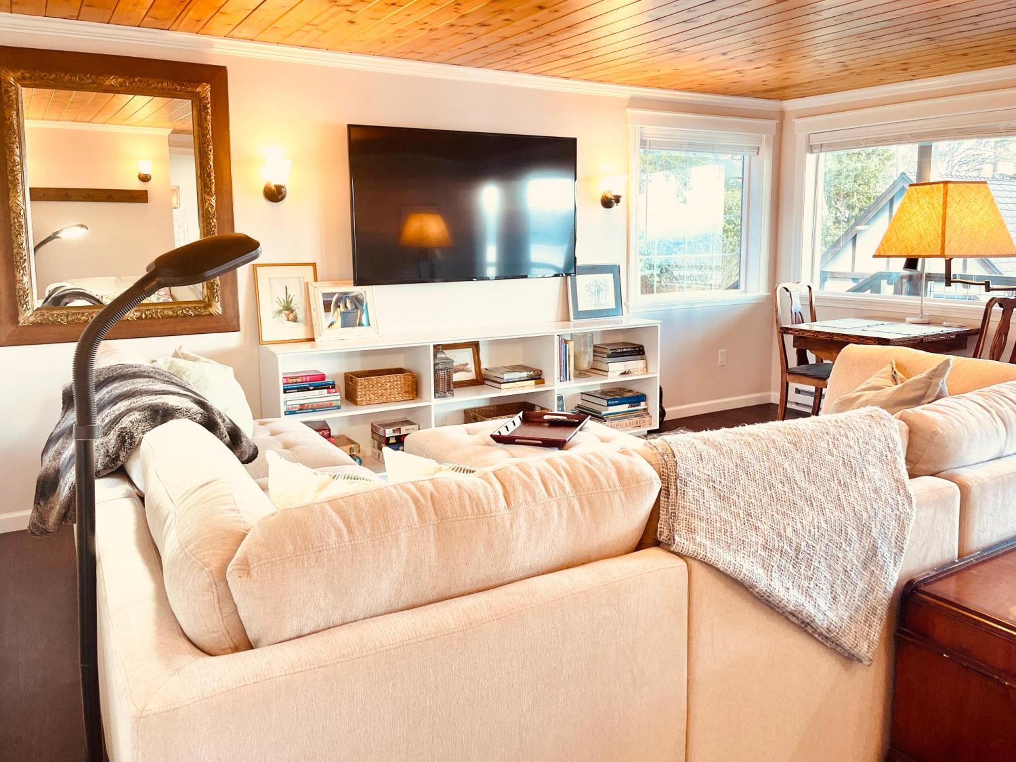 Puget Sound Chic Romantic Cottage With Private Beach Access & Gated Entry Port Ludlow Dış mekan fotoğraf